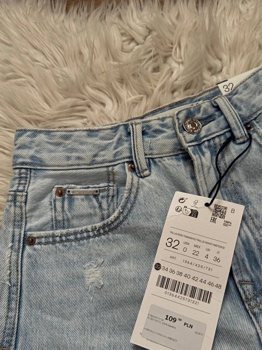 Продам шорты Stradivarius