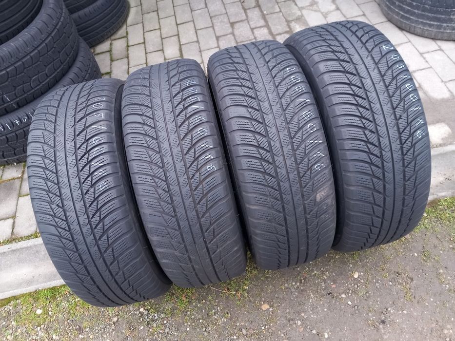 4x Opony Używane Zimowe 205/60R16 Bridgestone