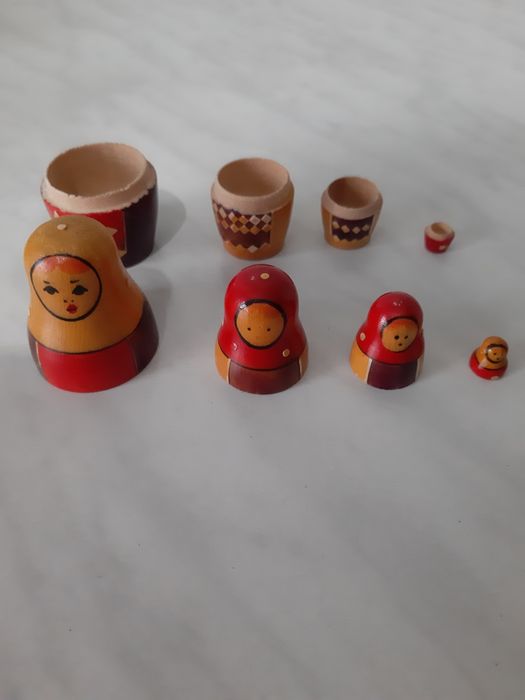 Продам игрушка-сувенир Матрешка 8 в одном