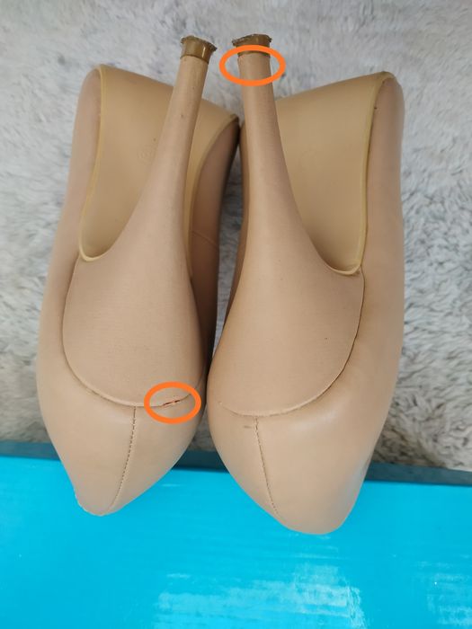 Buty na obcasie/szpilki/beżowe/Boot Square/r.39