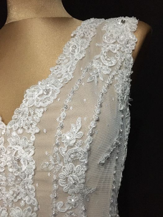 Nowa piękna Suknia ślubna BOHO 34/36 długa góra francuska koronka