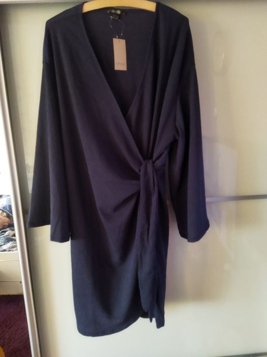 Nowa sukienka kopertowa elegancka 38 m 40 L 42 xl wesele osiemnastka u