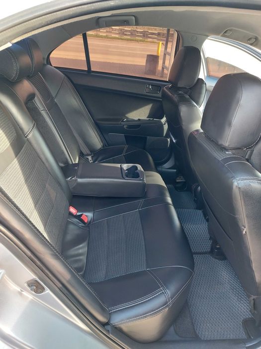 Продам власне авто Mitsubishi Lanser