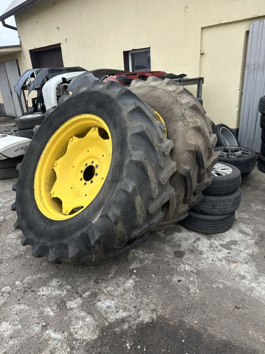 Koła felgi tył john deere 520/70-34