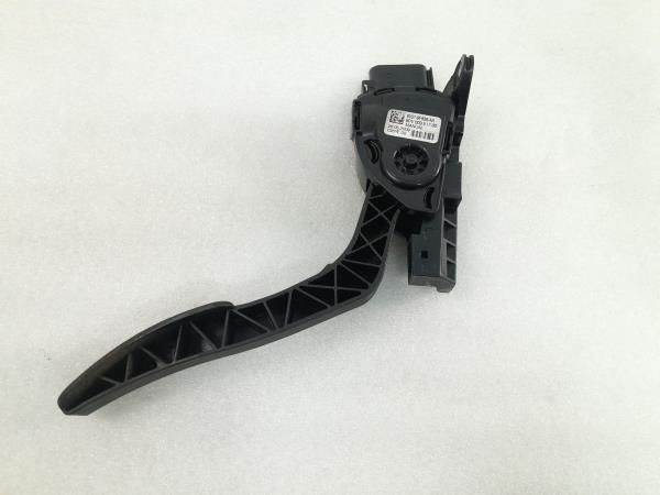 Pedal do acelerador FORD Fiesta VI (CB1, CCN)
