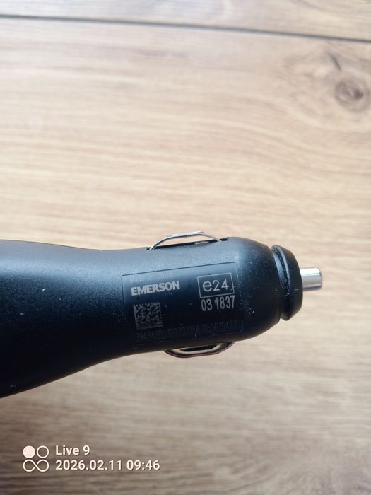 Ładwarka samochodowa  Nokia, cienki wtyk, oryginał