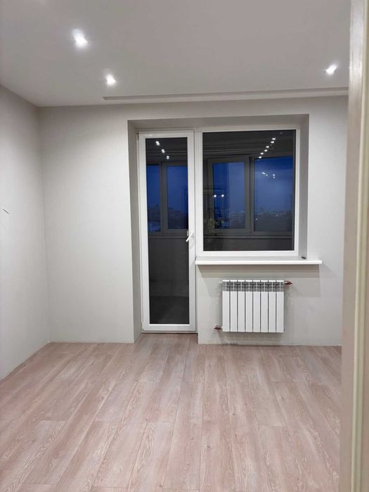 4-х к.квартира з новим євро ремонтом, піша хода до метро, ​​новобудова