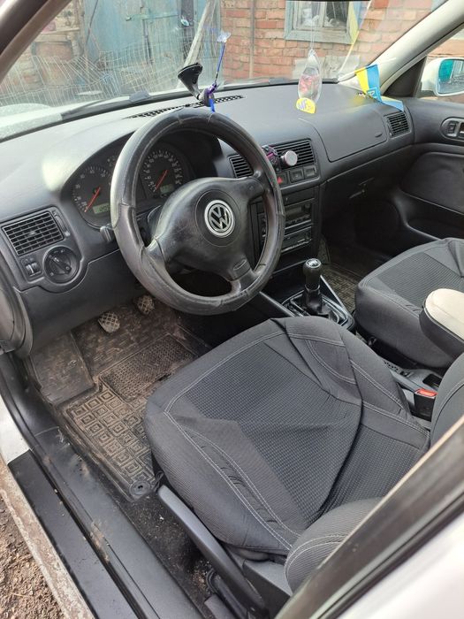 Продам фольцваген  гольф4