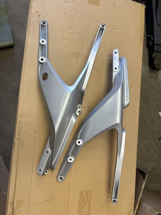 Stelaż zadupek ktm duke 690 rok 12-15