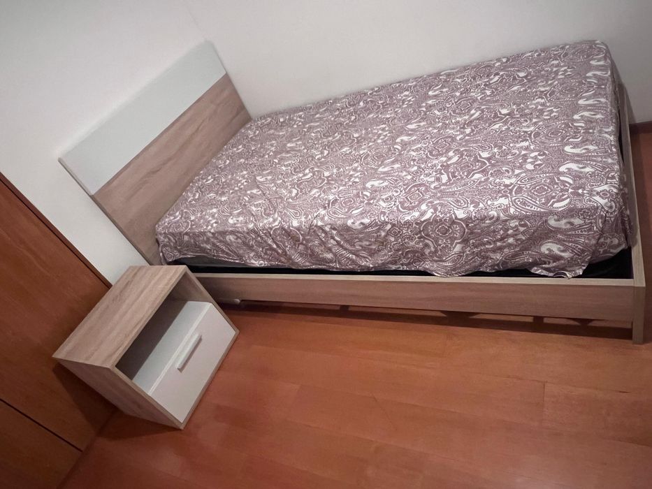 Cama de solteiro moderna + Colchão ortopédico