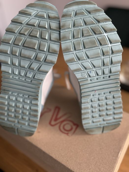 Кросівки шкіряні жіночі кроси