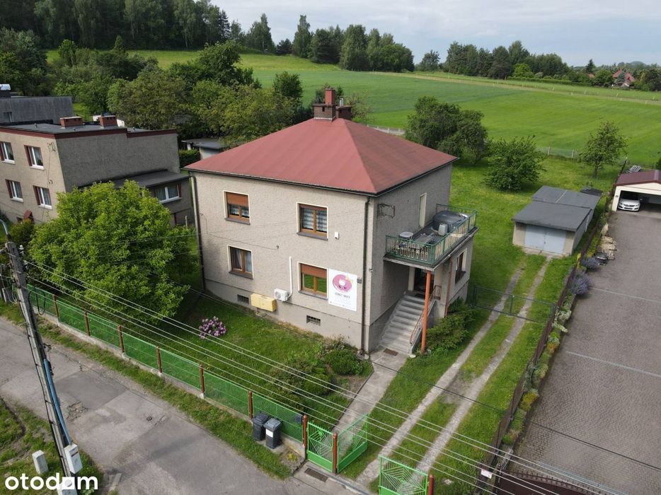 Połowa domu w spokojnej lokalizacji!