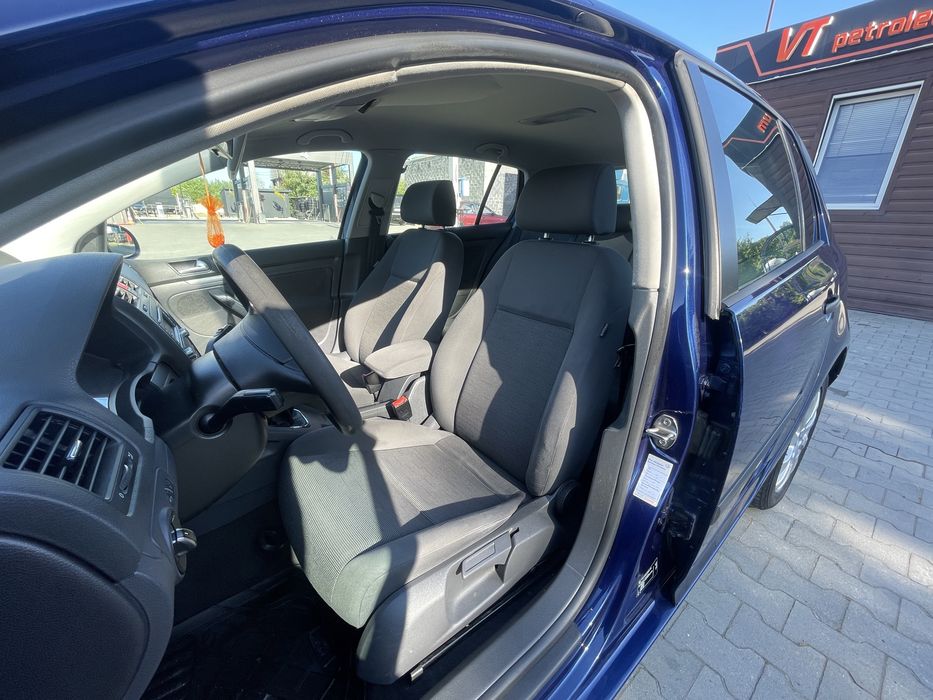 Volkswagen Golf V 1.6 MPI