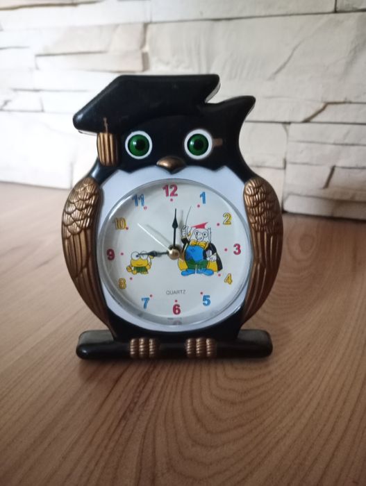 Zegarek stojący sowa