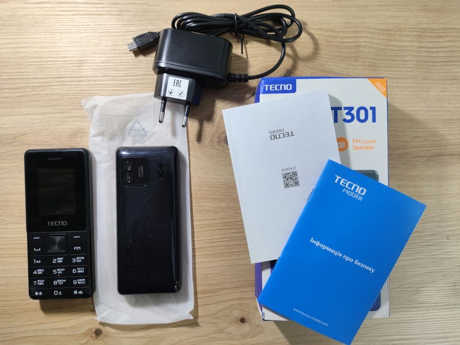 Телефон Tecno t301 в идеальном состоянии.Полный комплект