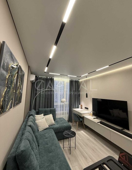 Продажа квартиры ул. Кадетский Гай, ЖК Медовый, Соломенский р-н