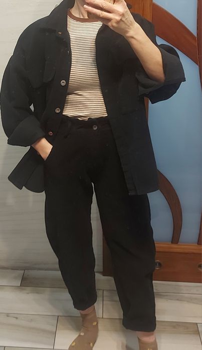 Komplet sztruksowy Wiya katana I spodnie rozmiar  S