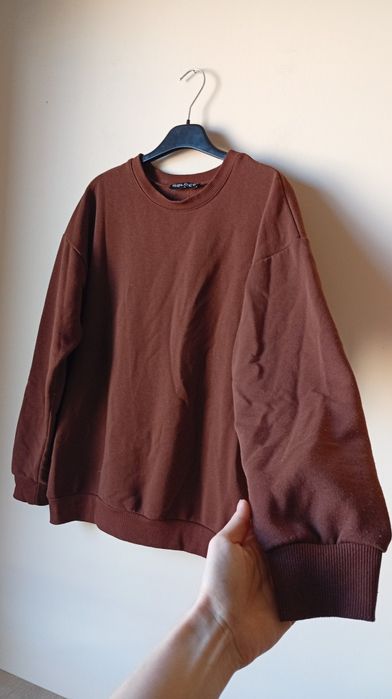 Brązowa luźna bluza oversize, rozmiar S