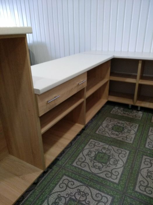 Стійка  для бару чи магазину