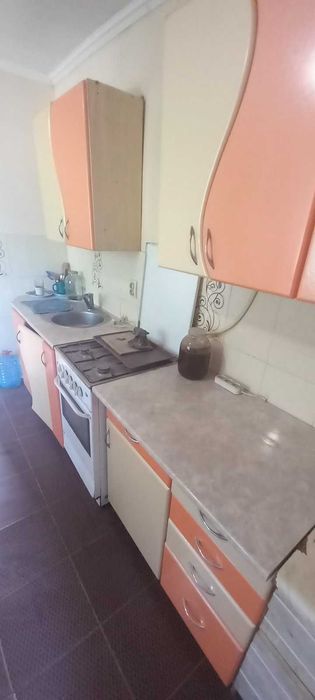 Продаж будинку туалет, ванна та автономне опалення.