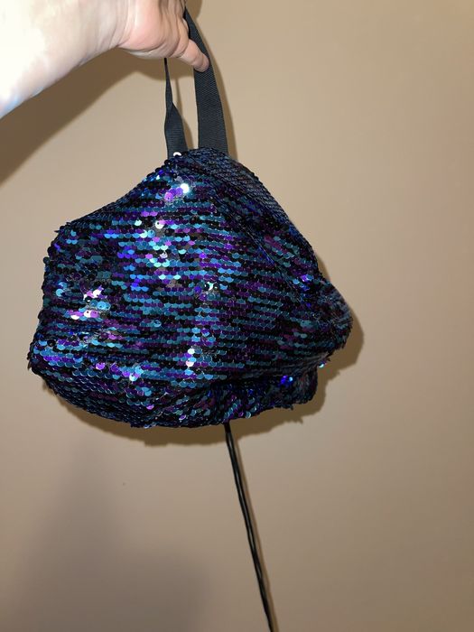 Kosmetyczka cekinowa