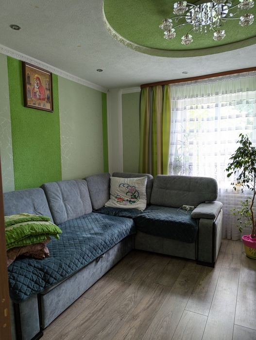 Продається будинок + гостювий  будинок , 12 сот. в с. Струмівці