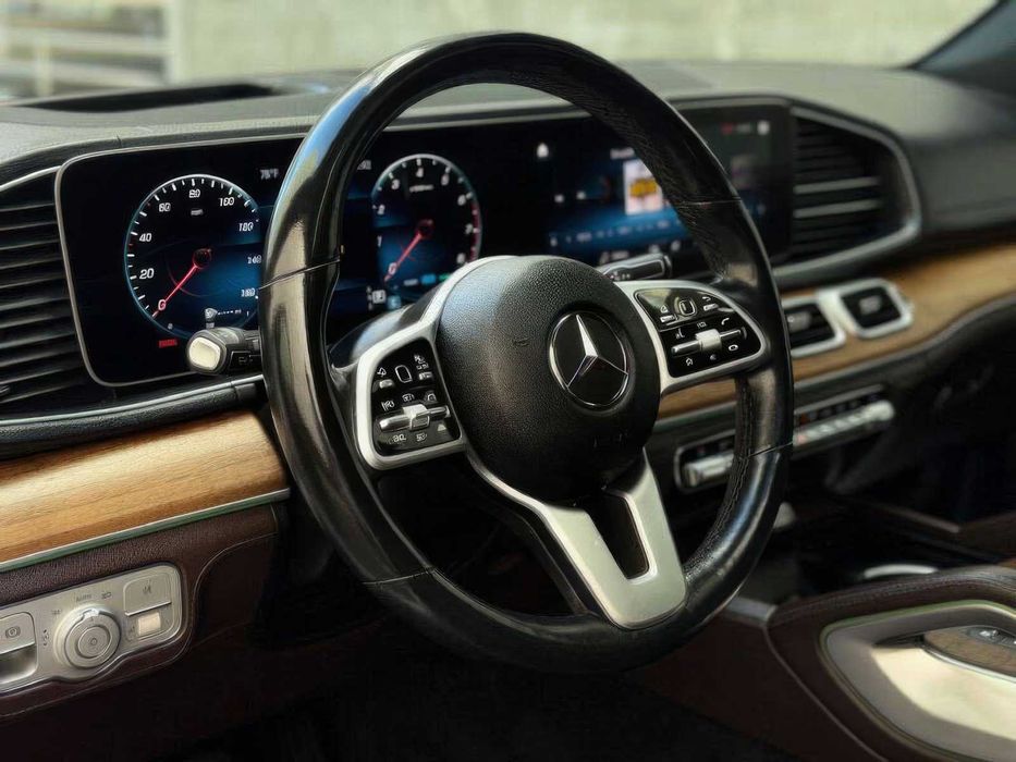 Mercedes-Benz  GLS 450      2021