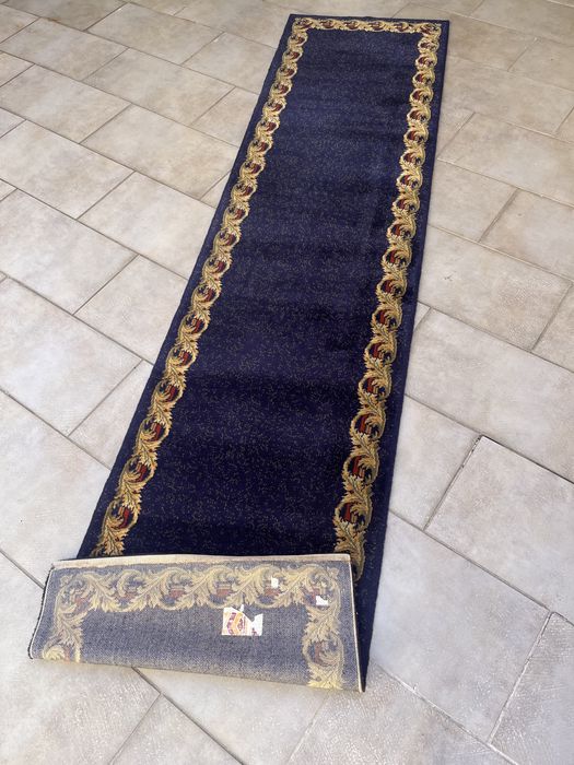 Vendo o conj. 2 Carpetes e 2 passadeiras ou separado.