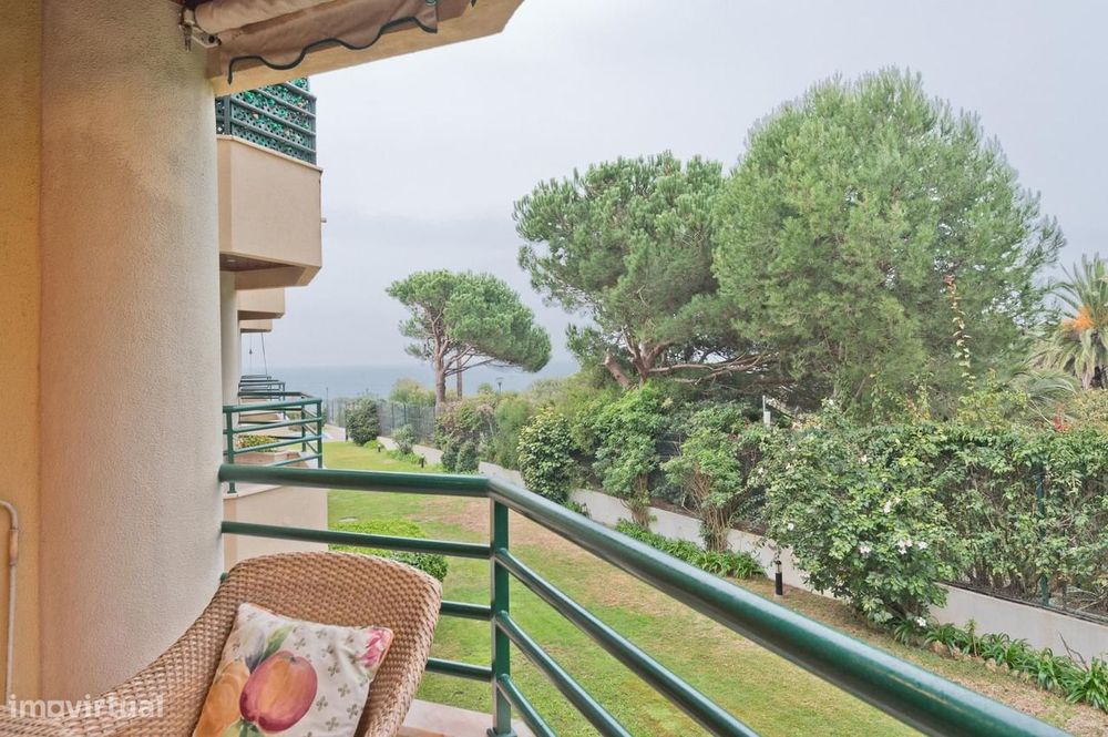 Apartamento T2 com jardim, Cascais