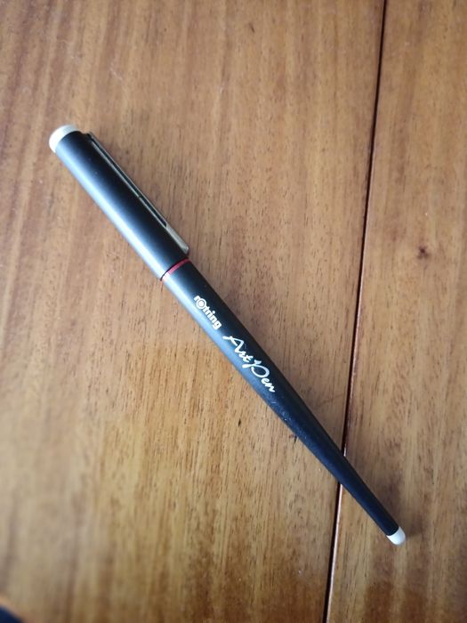Caneta Rotring Artpen