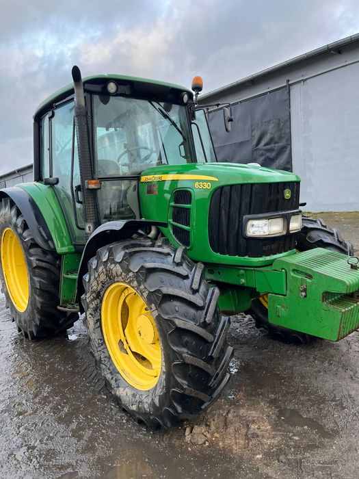 John Deere 6330 Rok 2011 Moc 120 KM