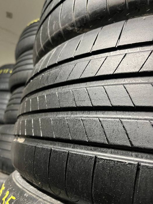 Пара літньою гуми 235/50/20 Bridgestone , 2024 року