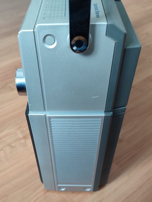 Radiomagnetofon Philips D8444