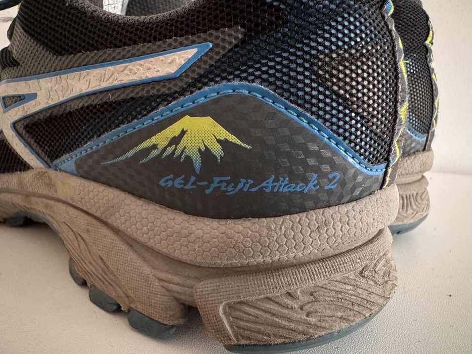 Buty Asics Gel Fuji Attack 45 wkładka 28,5 cm jogging offroad