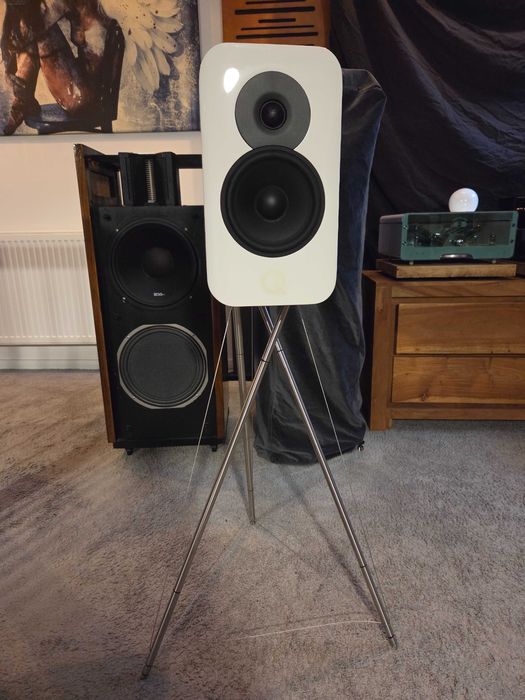 Q Acoustics Concept 300 hi end
