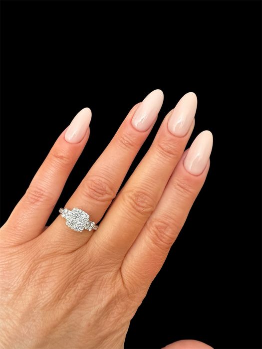 Красива Золота каблучка з природими діамантами,17.5 розмір,1.0 ct.,4/5