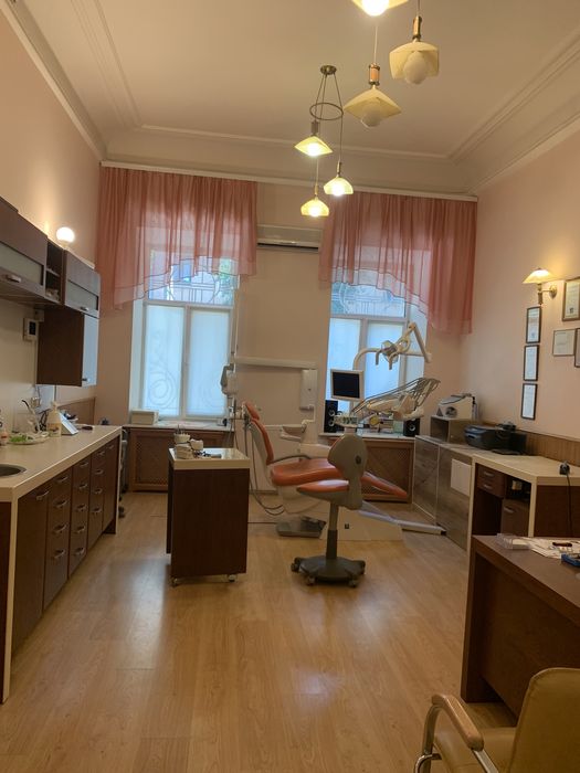 Дополнительное снижение цены! Продам коммерческое помещение на Пастера