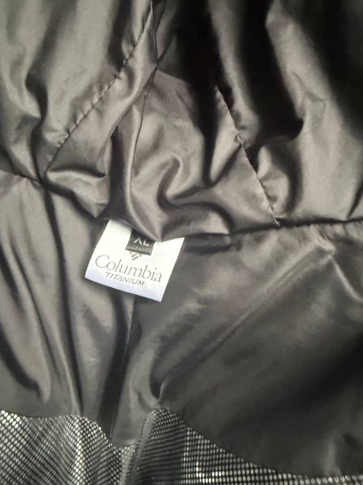 Куртка пуховик Columbia Titanium розмір Xl