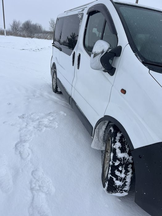 Nissan Primastar original