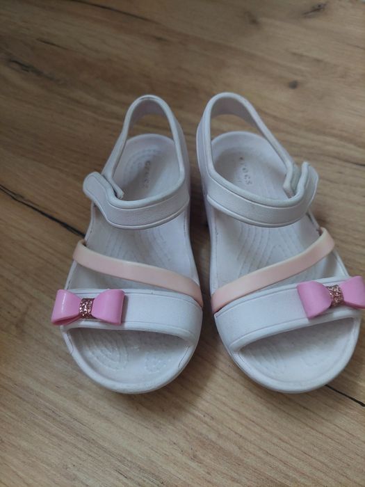 Crocs sandałki C8 dla dziewczynki  A