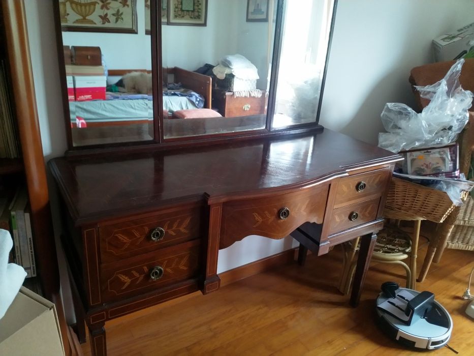 Mobília de quarto antiga URGENTE
