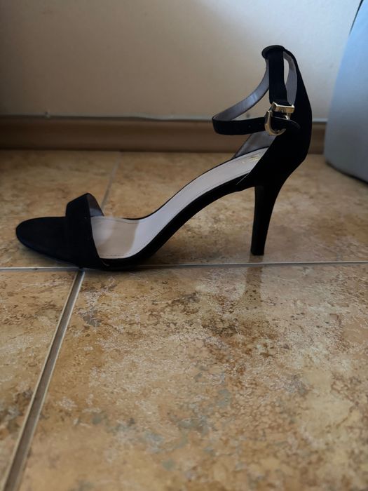 Босоніжки розм 39 висота підбора 8 см! Стан ідеальний!!! H&M