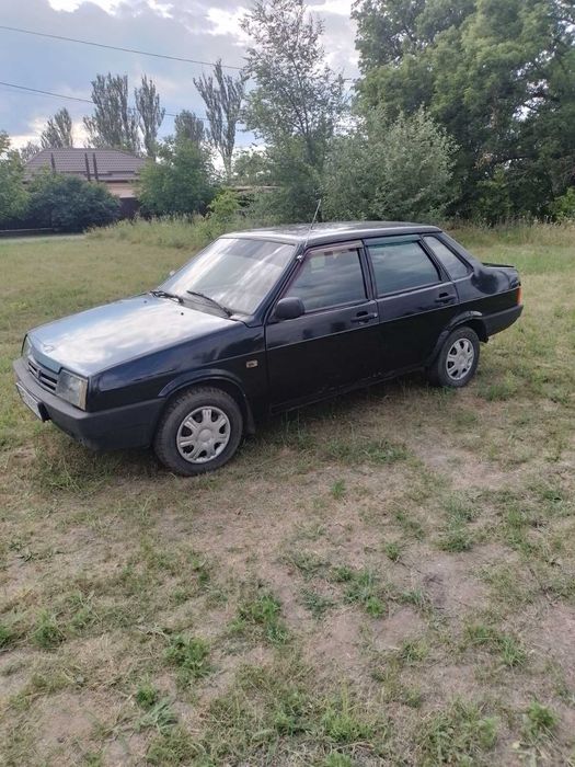 Ваз     21099     .
