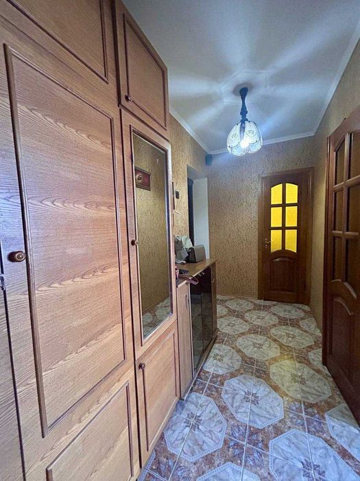 2-кімнатна квартира по вул. Гоголівській