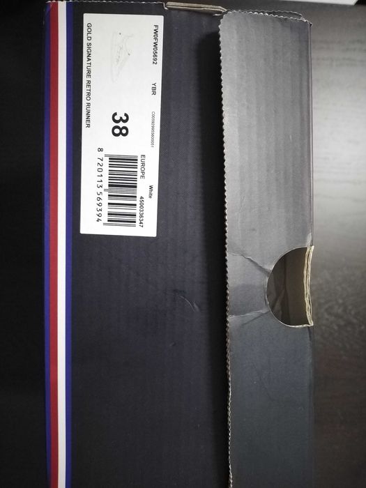 Tênis Tommy Hilfiger - Como NOVOS