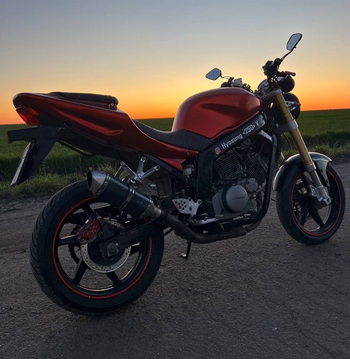 Hyosung  GT  250