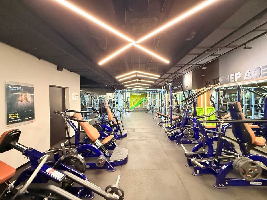 Продаж фасадного комерційного приміщення в ЖК Park Avenue VIP