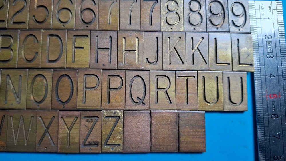 Alfabeto para pantógrafo