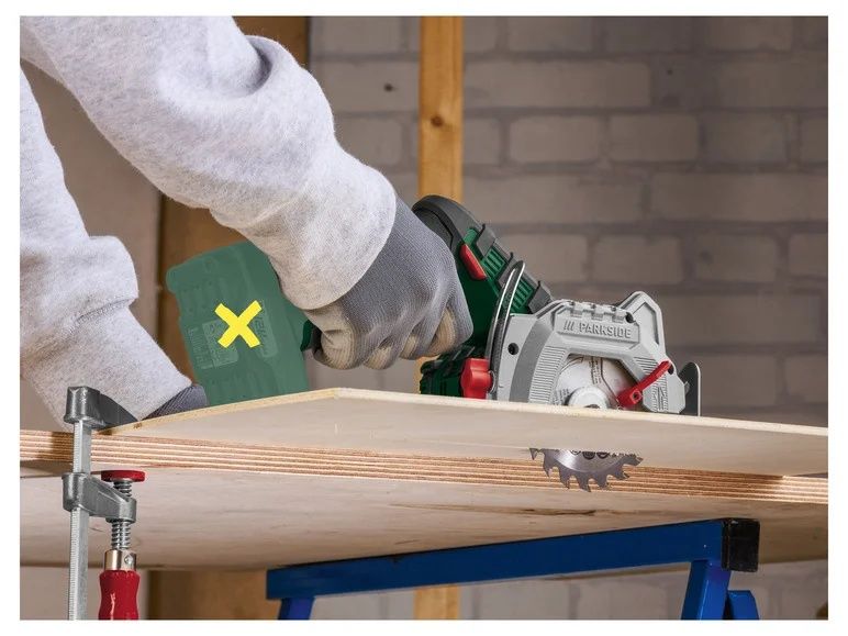 Аккум дисковая мини пила из ГЕРМАНИИ Parkside PHKSA 12 B3 циркулярка