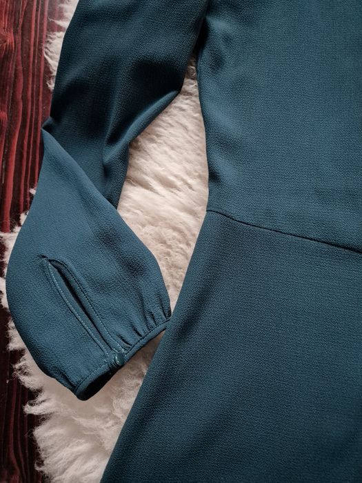 Zielona sukienka z długim rękawem Promod L